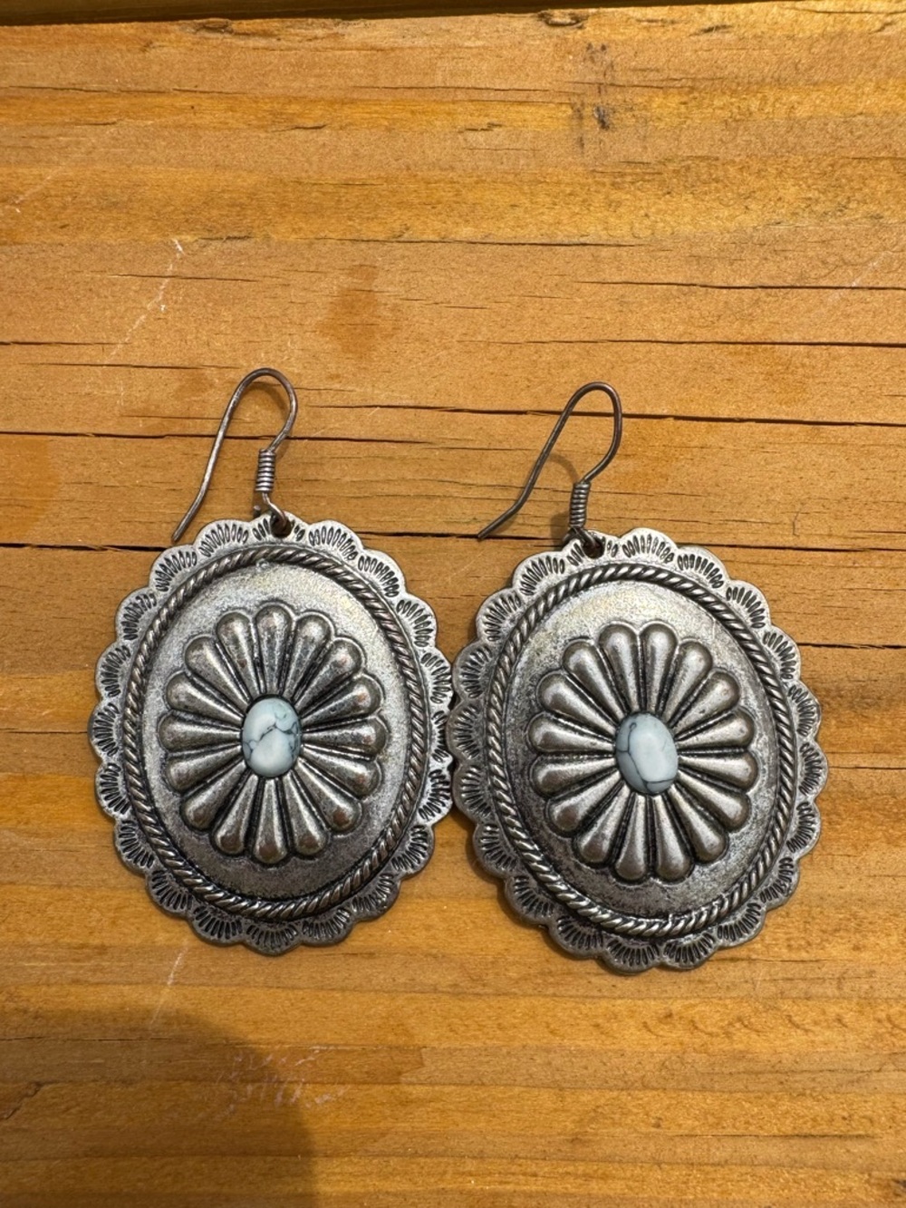 Silver-Tone Oval Concho Earrings with light turquoise Stone Accent